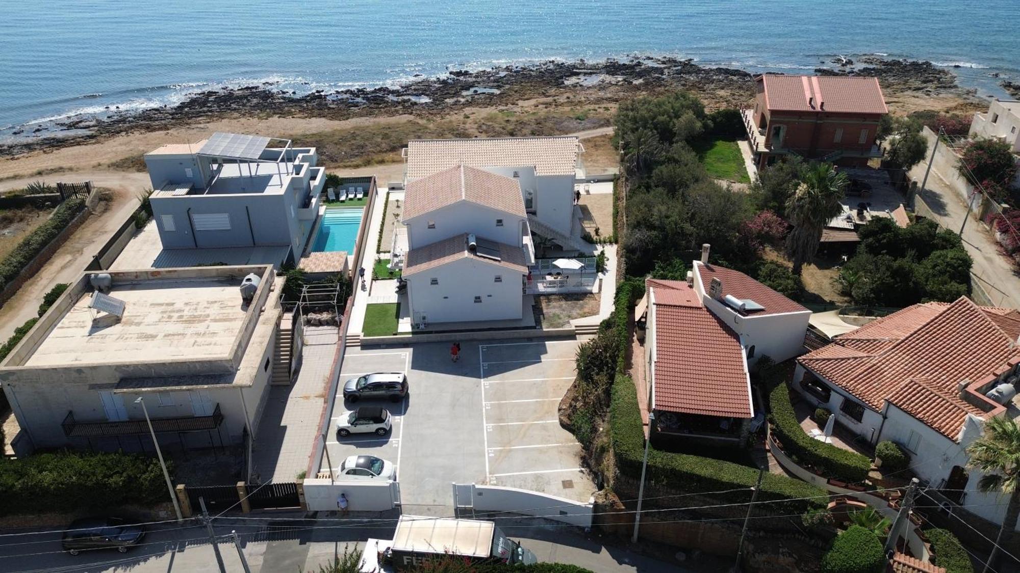 Astro Apartments With Direct Access On The Sea Of Noto Heritage Of Unesco Extérieur photo